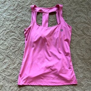 Women tennis tank.
